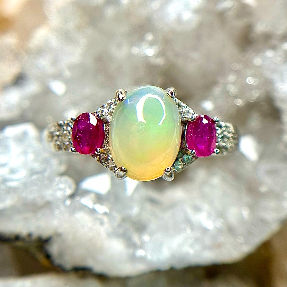 “AuraBeam” Amazing Opal, Ruby & White Zircon Ring! 💎 - SIZE (7)